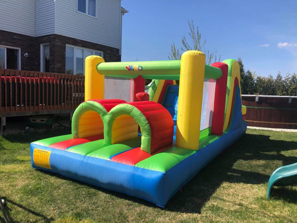 Surprise your child right from the morning of his or her birthday with already installed inflatable obstacle course